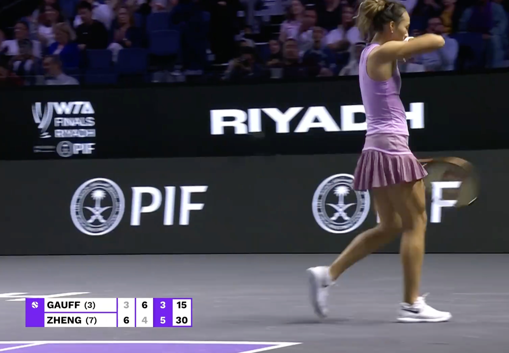 开云官方网站-西亚卡姆焦点对战，科维托娃与80激战湖人分钟，夺冠胜负难料！比赛高潮迭起的简单介绍-开云官方网站