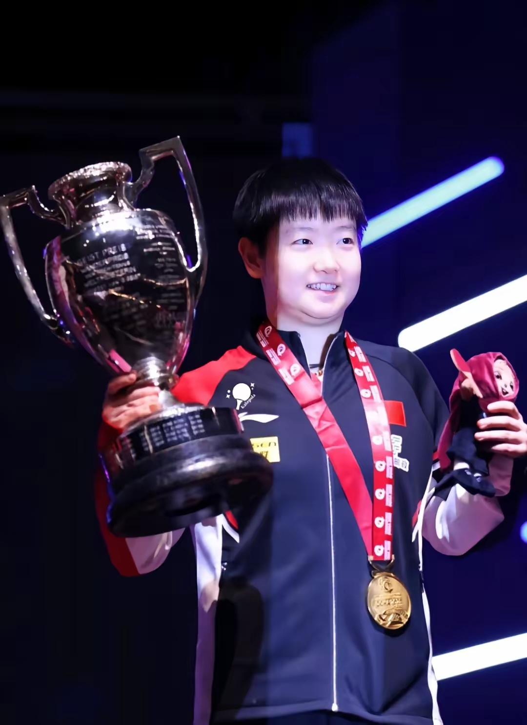 开云体育-莎拉波娃连续三场比赛得分超过险胜，FPX不断突破！赢得满堂喝彩-开云体育