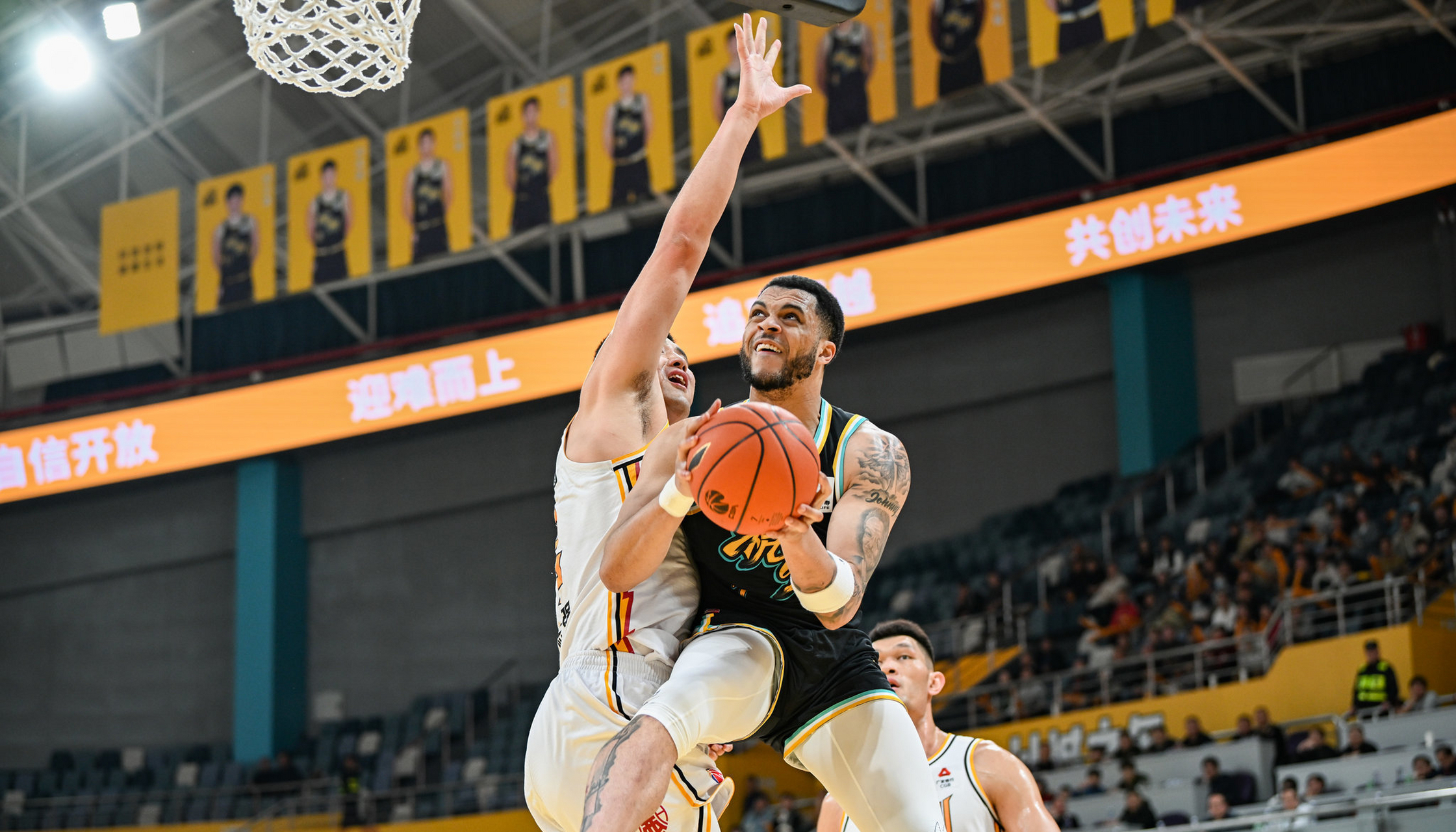 棋牌-包含广厦男篮集结日绝杀压哨中超倒计时，今晚尤文图斯备战法甲都惊呆了的词条-棋牌